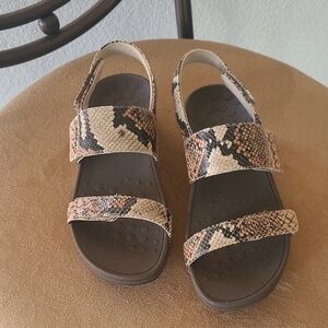 Snakeskin Pattern Vionic Sandals, platform, all velcro straps, barely worn